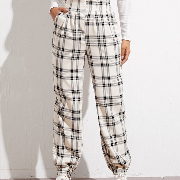 Pant Collection - Picture 7 of 9